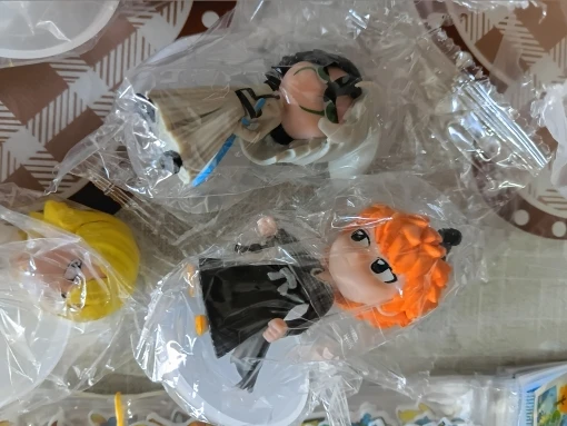 Foto de un comprador: Juego de seis mini figuras de Bleach con sus bases