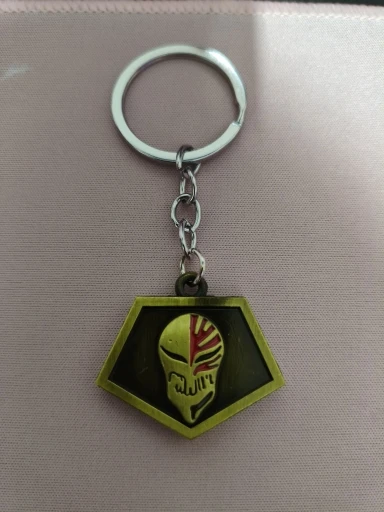 Foto de un comprador: Llavero metálico con máscara de Ichigo de Bleach