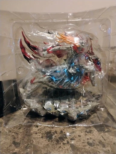 Foto de un comprador: Figura de Ichigo Hollow de Bleach de 23 cm para exhibir