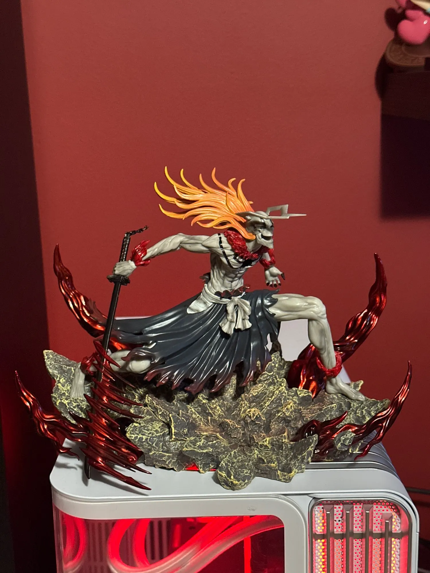 Foto de un comprador: Figura de Ichigo Hollow de Bleach de 23 cm para exhibir