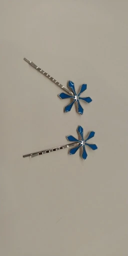 Foto de un comprador: Horquillas metálicas de Orihime para completar tu cosplay