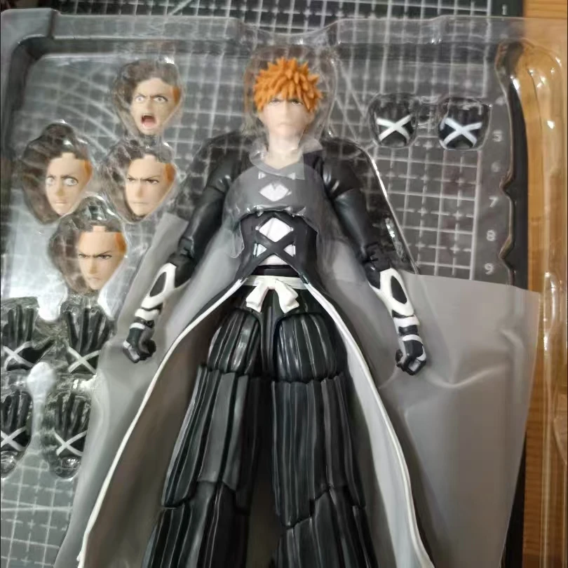 Foto de un comprador: Caja ciega de Bleach con una figura sorpresa para coleccionar