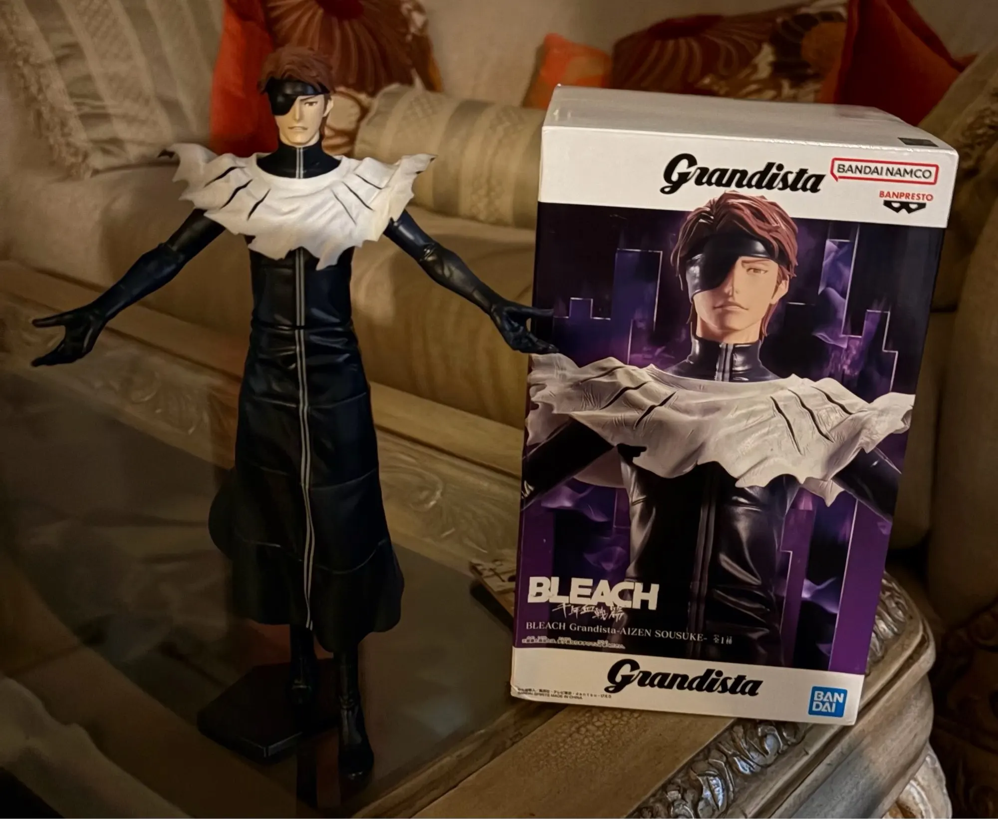 Foto de un comprador: Figura de Aizen con atuendo de la guerra sangrienta