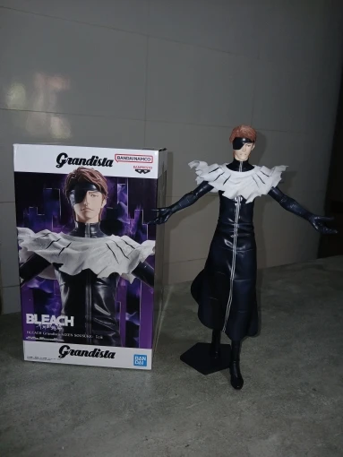 Foto de un comprador: Figura de Aizen con atuendo de la guerra sangrienta