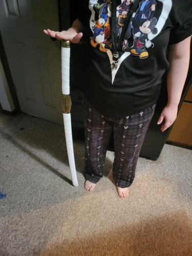 Foto de un comprador: Espada katana de madera de 110 cm para cosplay de Bleach