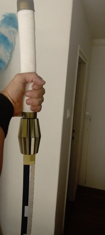 Foto de un comprador: Espada katana de madera de 110 cm para cosplay de Bleach