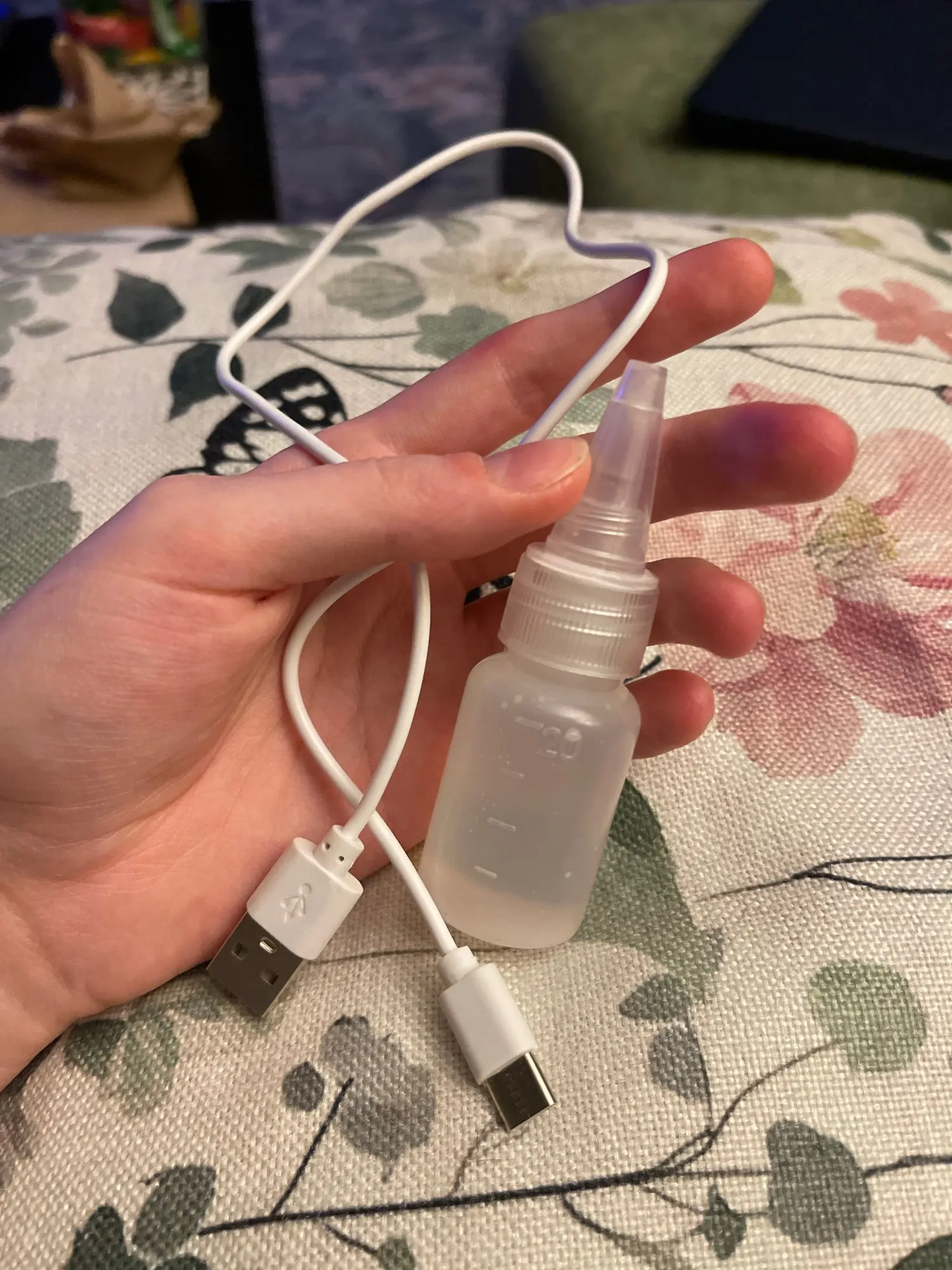 Foto de un comprador: Espada de cosplay de Rukia con luz y vapor decorativo