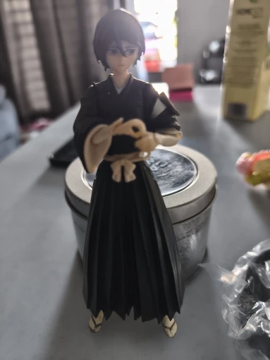 Foto de un comprador: Figura de acción de Zaraki Kenpachi de PVC de 18,5 cm