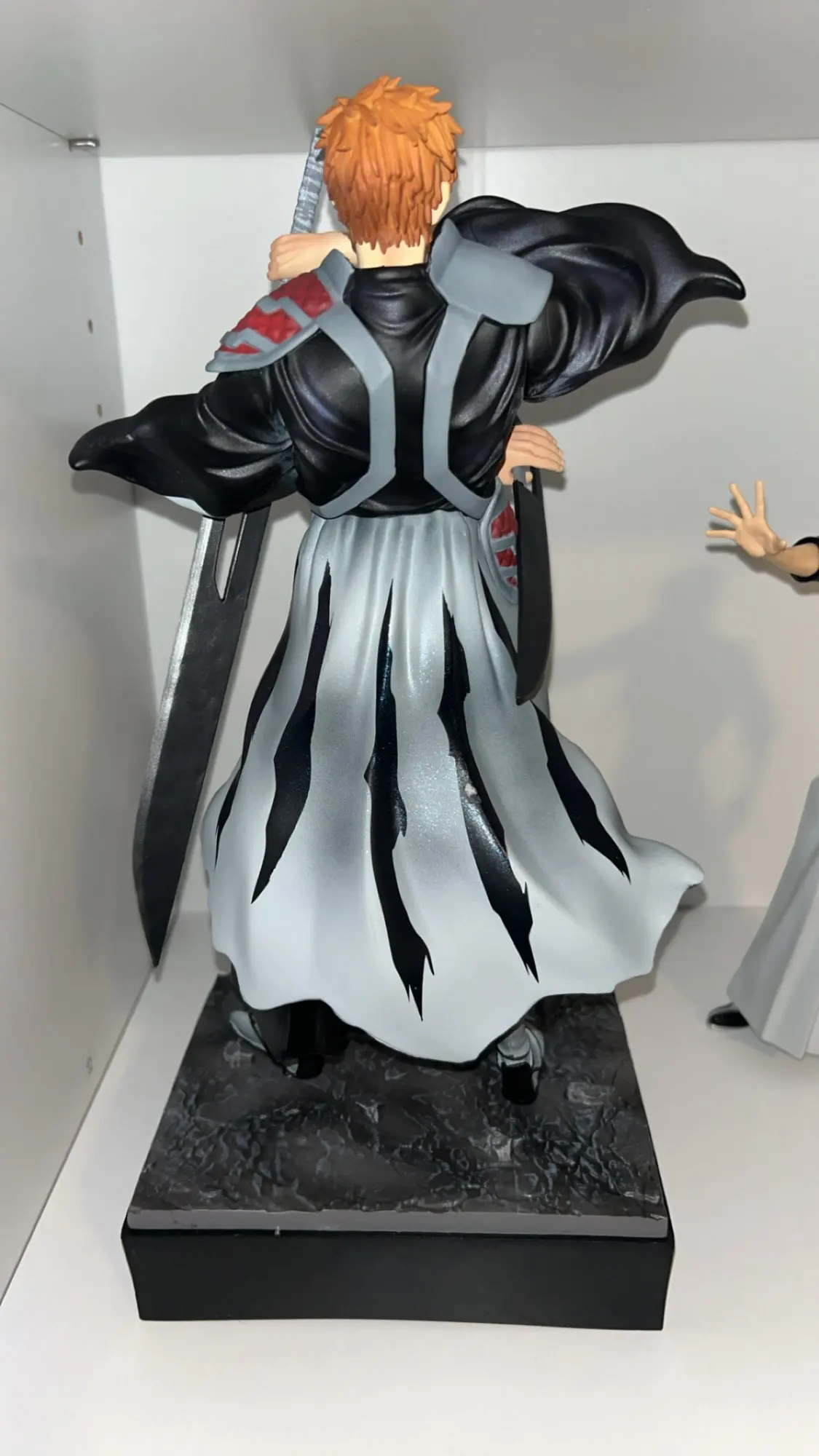 Foto de un comprador: Figura de Ichigo de Bleach de 35 cm con dos espadas
