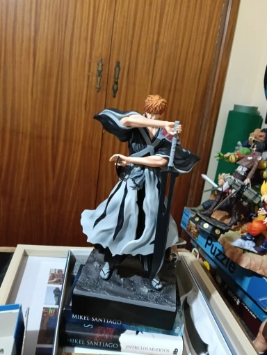 Foto de un comprador: Figura de Ichigo de Bleach de 35 cm con dos espadas