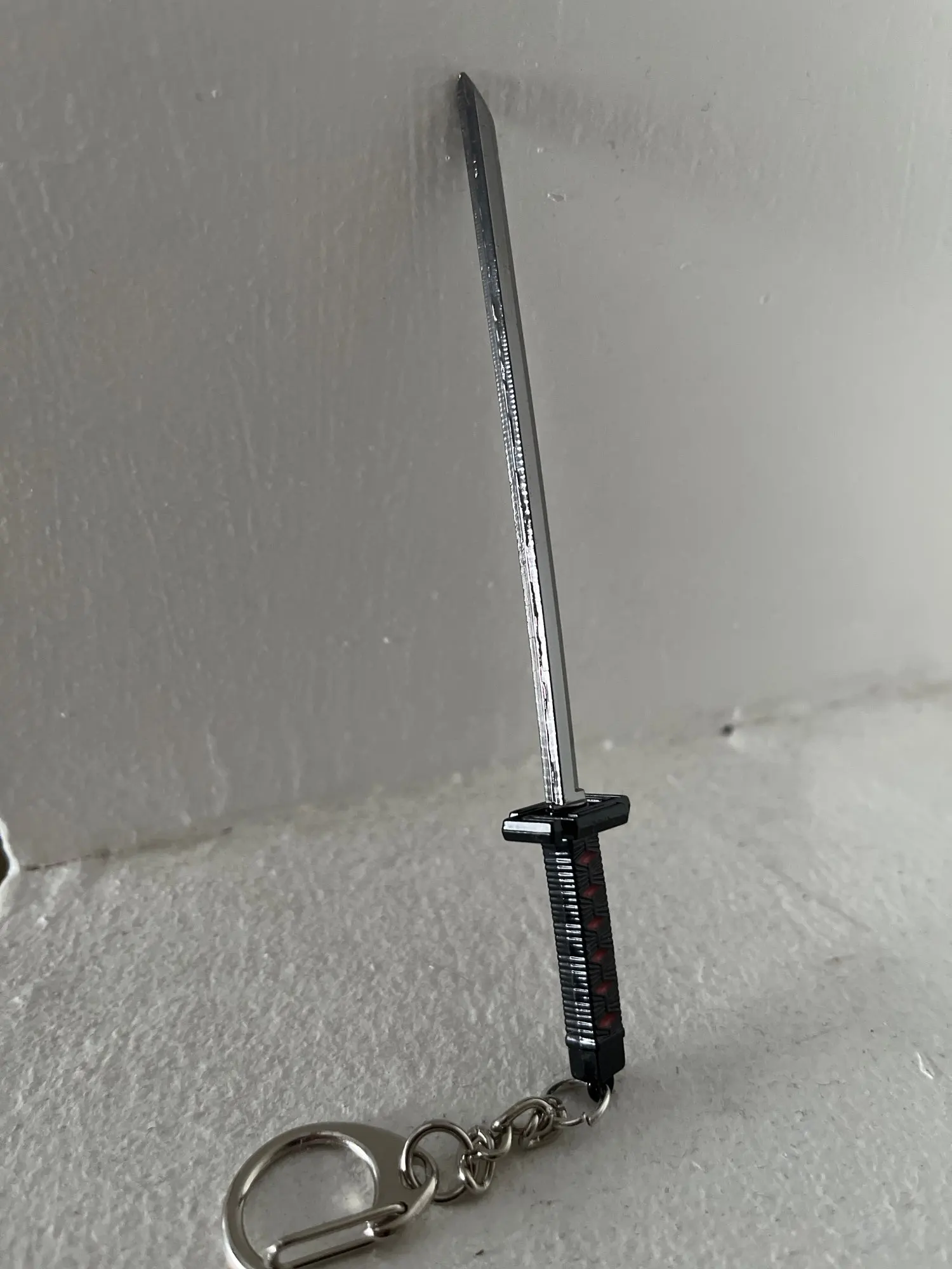 Foto de un comprador: Llaveros metálicos de Bleach para llevar tus llaves