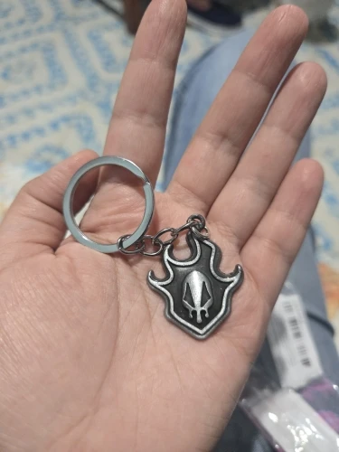Foto de un comprador: Llaveros metálicos de Bleach para llevar tus llaves