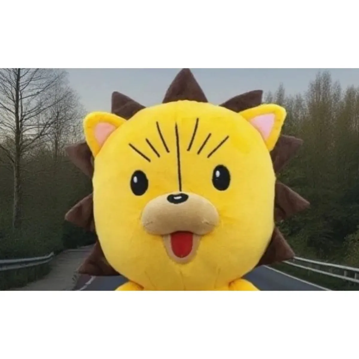 Peluche de Kon de BLEACH de 38 cm con cola de alambre – vue 5