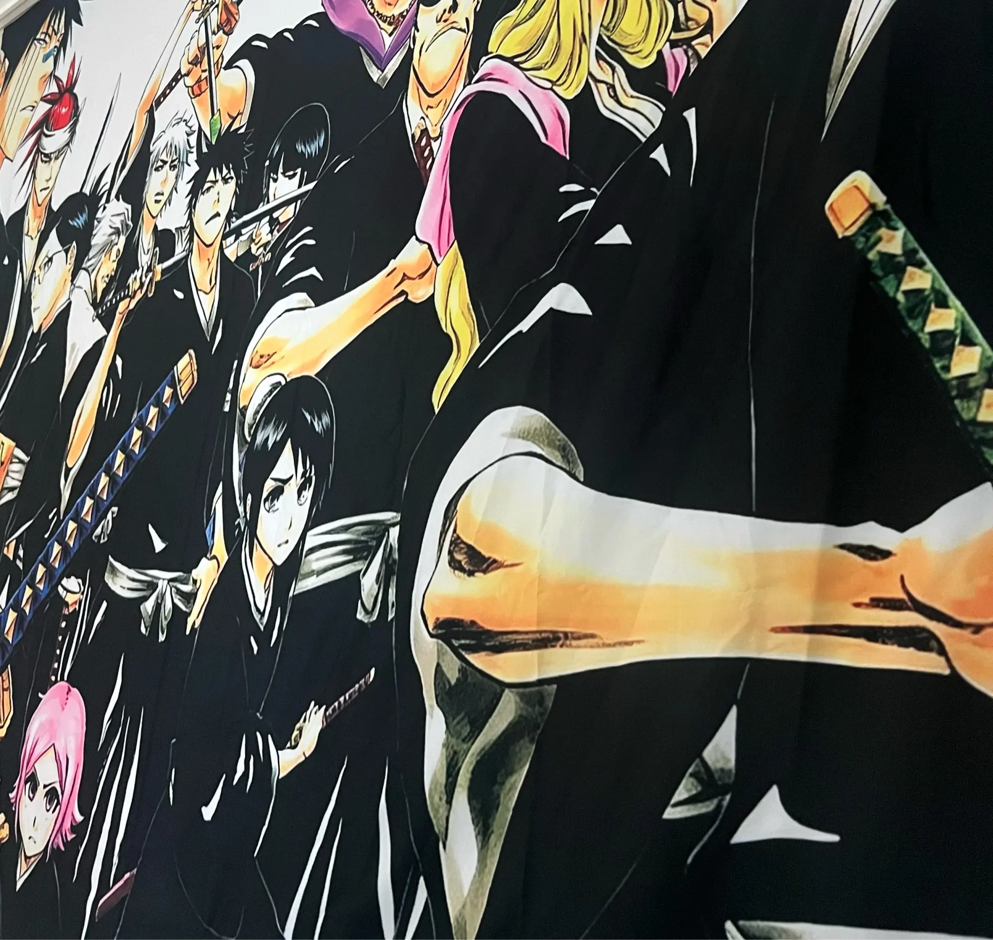 Foto de un comprador: Tapiz de Bleach con Ichigo para decorar tu pared